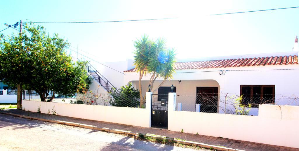 White Bride Fz Guest House Фузета Екстериор снимка