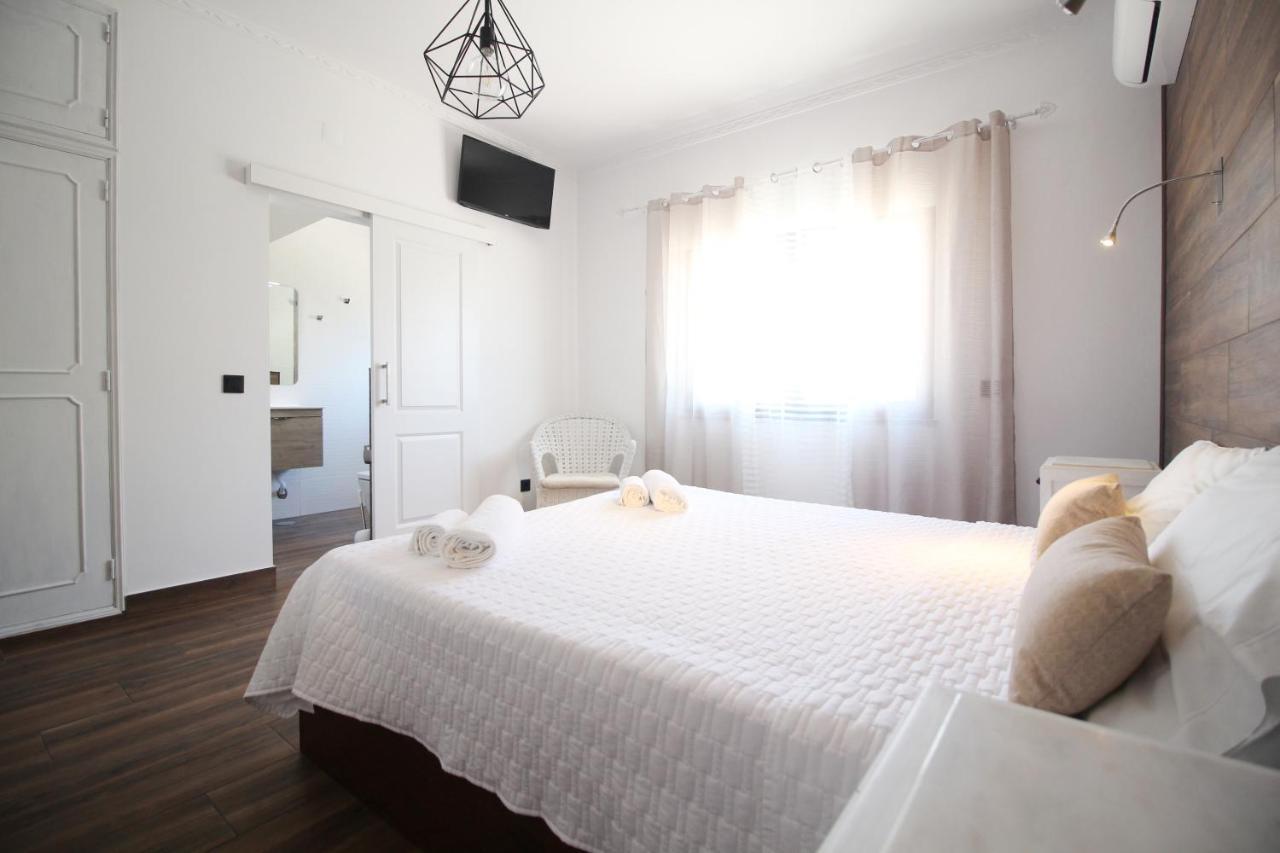 White Bride Fz Guest House Фузета Екстериор снимка